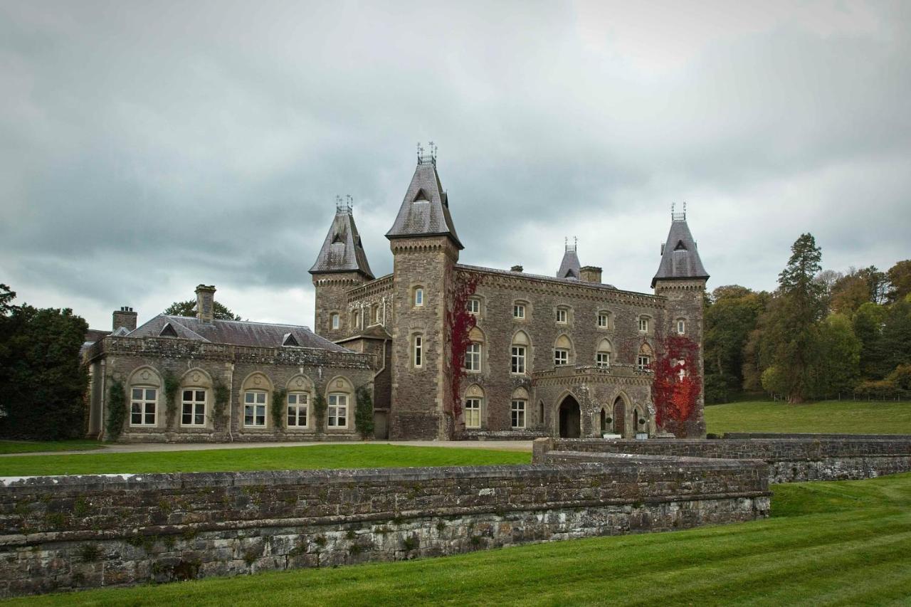 Brynawel Hotel Gwynfe Exterior foto